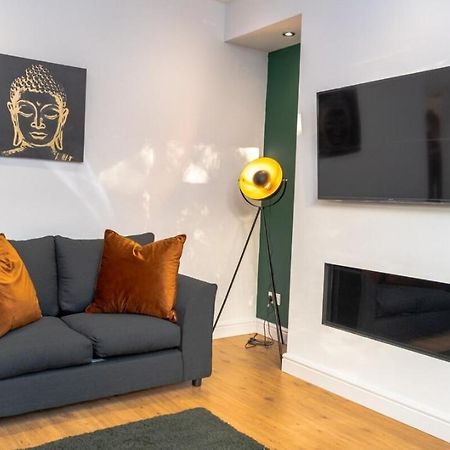 Villa Charming York House- Walking Distance To Town Centre Esterno foto