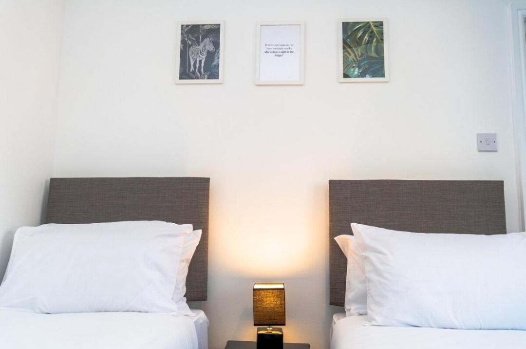 Villa Charming York House- Walking Distance To Town Centre Esterno foto
