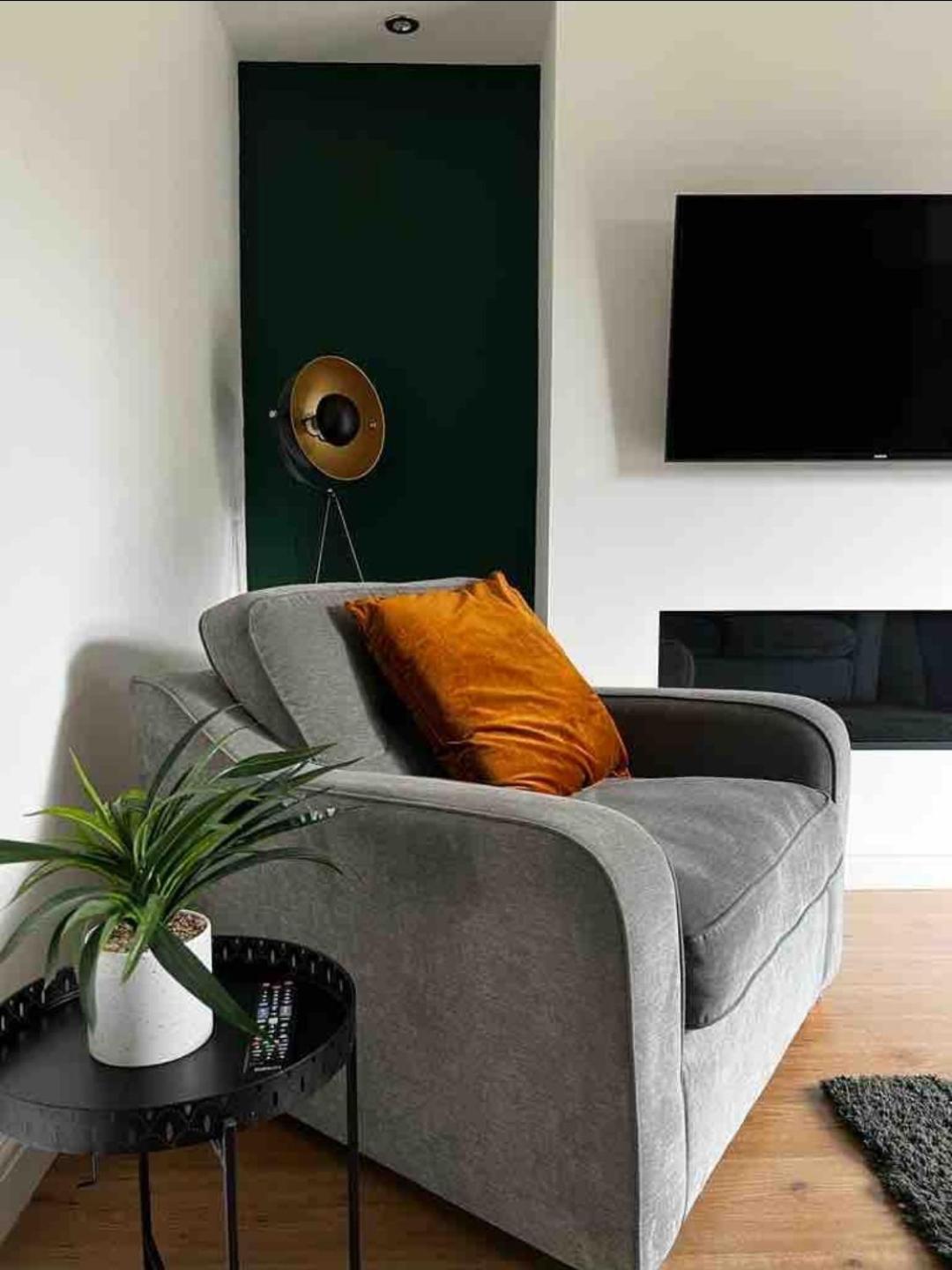 Villa Charming York House- Walking Distance To Town Centre Esterno foto